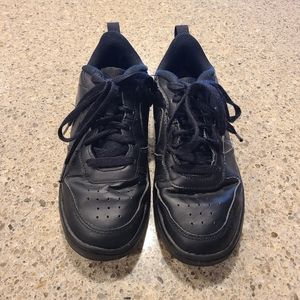 Nike youth Court Borough shoes